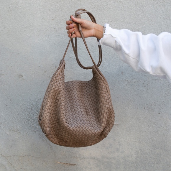 Bottega Veneta Handbags - Bottege Veneta Large Intrecciate Crossbody